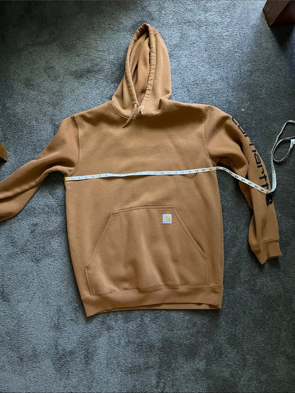 Carhartt Tan/Brown Hooded Sweatshirt with Sleeve Logo unisex M